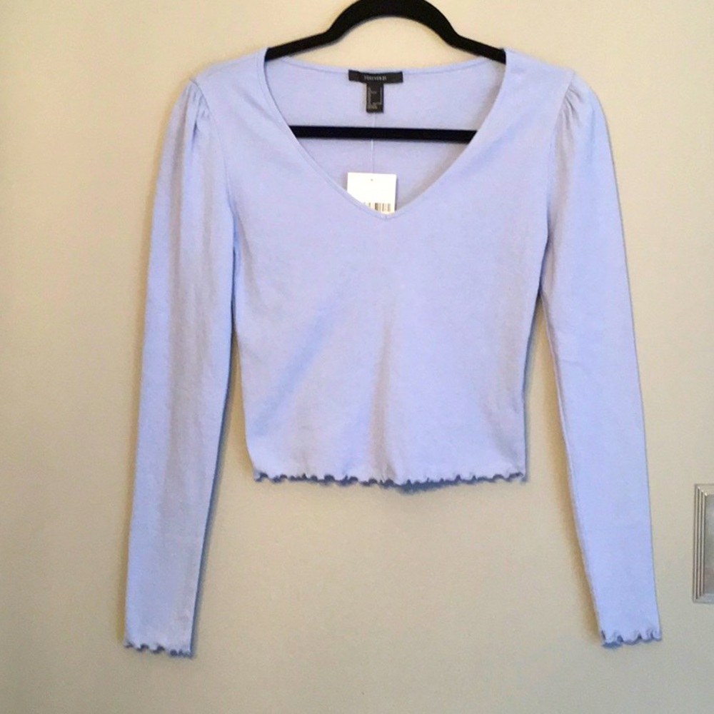 NWT  Vee Neck Tee Sz S